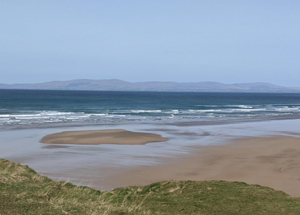 Padua House Holiday Home In The Centre Of Bundoran And 2 Mins Walk To The Beach 외부 사진